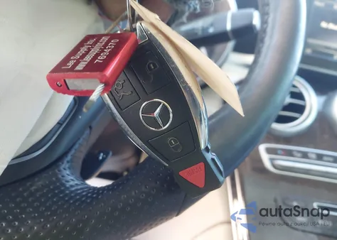 2019 Mercedes-Benz Glc 300 4Matic из США, поврежденный, VIN WDC0G4KB1KV135893